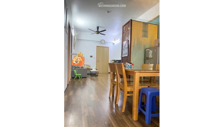 Chính chủ gửi bán căn hộ 2 ngủ view sát Hồ điều hòa, giá rẻ nhất KDT Thanh Hà Hà Đông