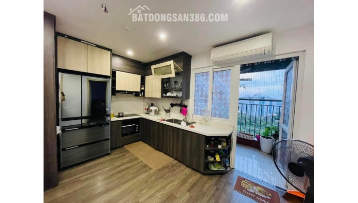 Cần bán gấp căn hộ góc 80m2, tầng 17 view Hồ điều hòa, full nội thất tại KDT Thanh Hà Cienco 5