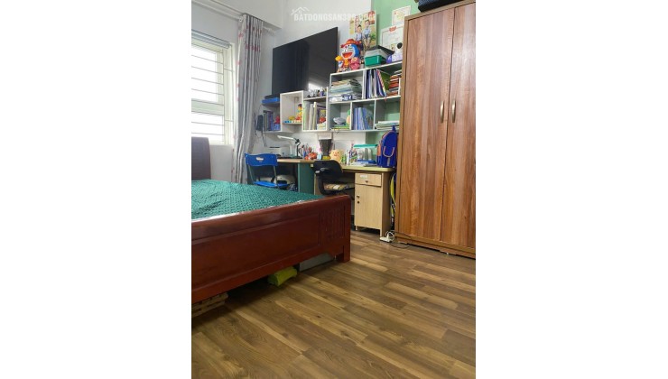 Chính chủ gửi bán căn hộ 2 ngủ view sát Hồ điều hòa, giá rẻ nhất KDT Thanh Hà Hà Đông