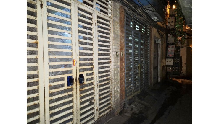 Cần bán nhà Trương Định , vị trí đẹp , quận trung tâm.