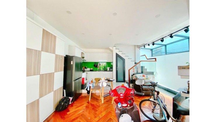 HẺM XE TẢI 7M - NGAY BX MIỀN ĐÔNG - BÌNH THẠNH - CÁCH MẶT TIỀN QL13 30M - 62M² - NGANG 6M - 4 TẦNG - 9,5T