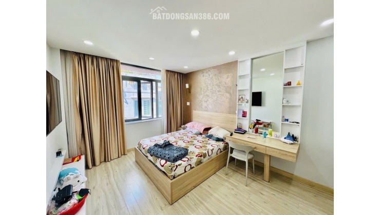 BÁN NHÀ HẺM THÔNG CAO THẮNG, Q3, 5 TẦNG, THANG MÁY, NT NHẬP KHẨU, 60M2, 12 TỶ BL