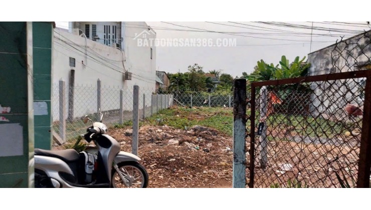 BÁN ĐẤT 3 MẶT TIỀN GẦN QL1A, ĐỐI DIỆN KCN, GIÁ TỐT