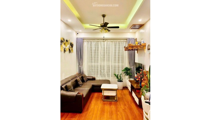 Cần bán căn hộ 2 ngủ tầng đẹp, full nội thất tại khu 3 tòa mới KDT Thanh Hà Cienco 5