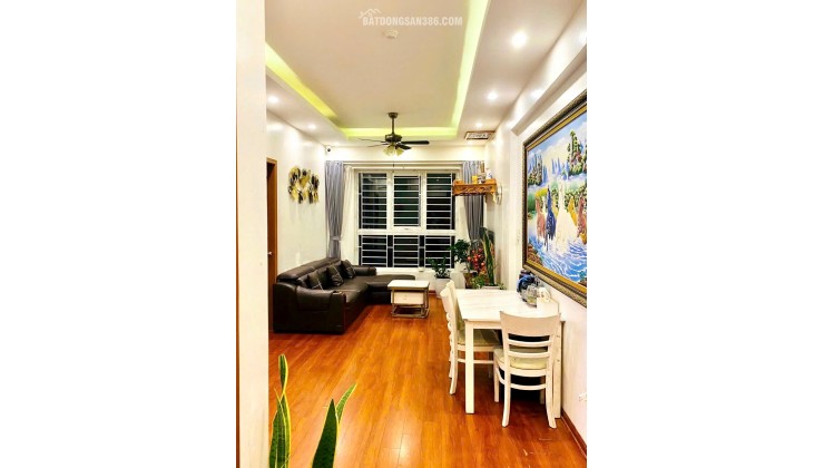 Cần bán căn hộ 2 ngủ tầng đẹp, full nội thất tại khu 3 tòa mới KDT Thanh Hà Cienco 5