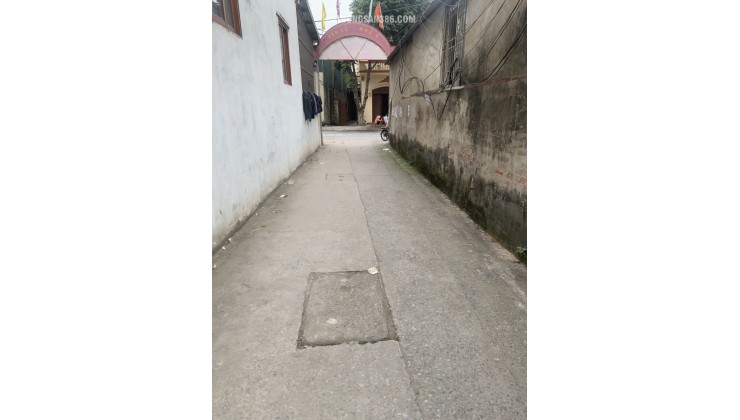 .Bán nhà Ngọc Hồi, 40m2, MT 3m, 4 tầng mới,ô tô đỗ cửa,5,9 tỷ