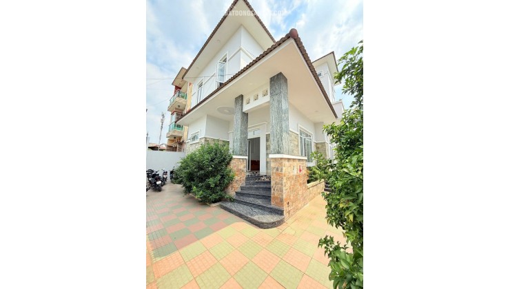 BÁN GẤP BIỆT THỰ TỨ HẢI - 300M2 FULL THỔ - 11 TỶ CÓ TL. LH:0913170684.
