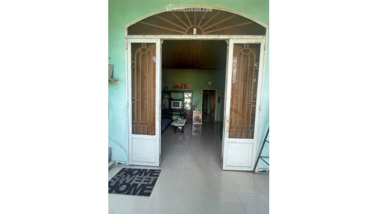 Bể Nợ Cần Bán Nhà 130m2 Đường Tân Xuân 5, Hóc Môn giá 700 Triệu, có Sổ Hồng Riêng.