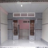 Bán gấp nhà đường Lê Thị Lơ, Hóc Môn dt 90m2 đã có sổ. Giá bán 820 triệu