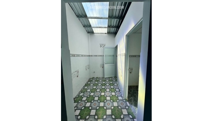 Cần bán gấp căn nhà cấp 4 ở Đ. Bàu Tre , Củ Chi 120m2 SHR giá 680 triệu