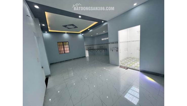 Cần bán gấp căn nhà cấp 4 ở Đ. Bàu Tre , Củ Chi 120m2 SHR giá 680 triệu