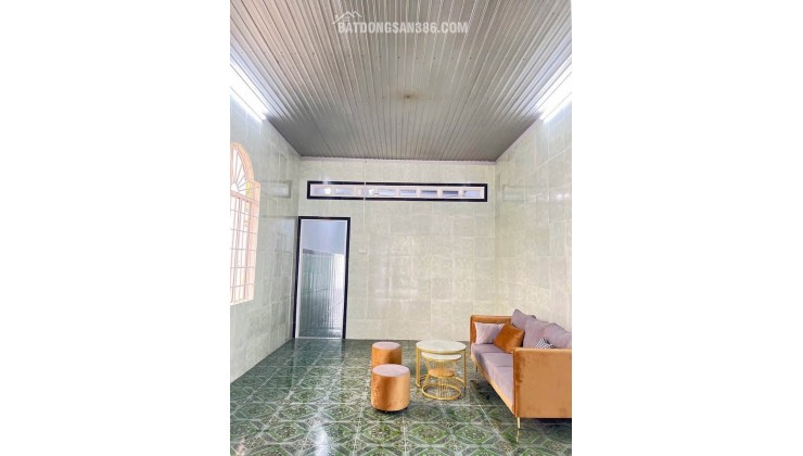 Gấp Gấp ! bán lẹ căn nhà cấp 4 ở Đ. Suối Lội , Tân Thông Hội 100m2 SHR giá 650tr