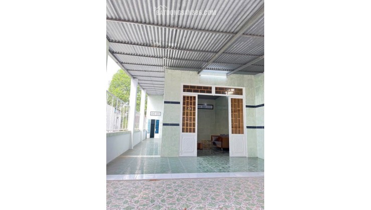 Gấp Gấp ! bán lẹ căn nhà cấp 4 ở Đ. Suối Lội , Tân Thông Hội 100m2 SHR giá 650tr