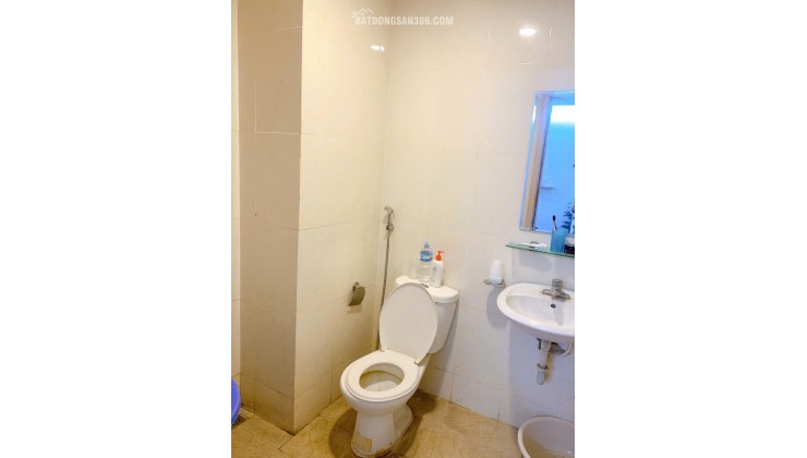 Chính chủ cần bán căn hộ 2 ngủ rộng 72m, view thoáng cực đẹp tại KDT Thanh Hà Cienco 5