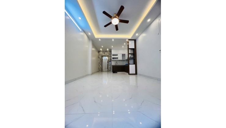 Bán nhà Lạc Long Quân, Xuân La, Tây Hồ, Hà Nội gấp
