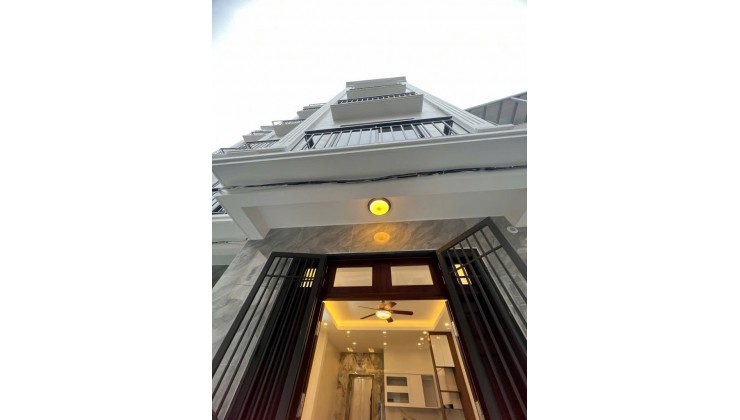 Bán nhà Lạc Long Quân, Xuân La, Tây Hồ, Hà Nội gấp