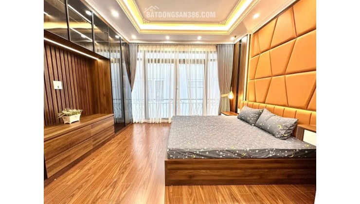 GẦN 10 TỶ TẠI YÊN HÒA – CẦU GIẤY – NHÀ ĐẸP THANG MÁY,  NỘI THẤT SANG TRỌNG.