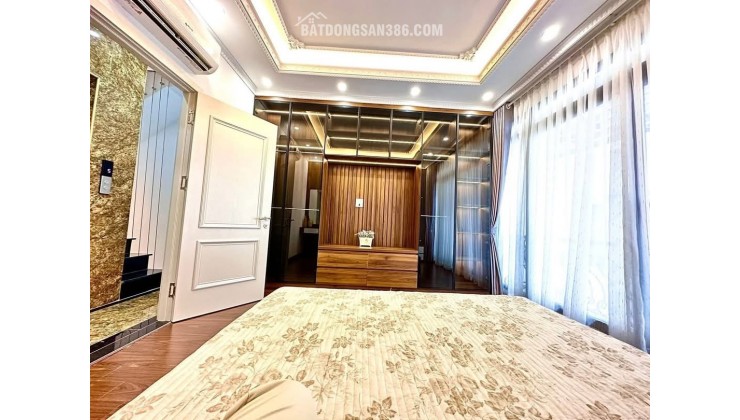 CHƯA ĐẾN 10 TỶ CÓ NHÀ 6 TẦNG THANG MÁY, FULL NỘI THẤT TẠI YÊN HÒA.