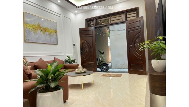HƠN 7 TỶ NHÀ HOÀNG MAI SIÊU ĐẸP - FULL NỘI THẤT - GẦN PHỐ GẦN Ô TÔ GẦN HỒ - TƯƠNG LAI QH CỰC ĐẸP - MUA Ở HOẶC ĐẦU TƯ GIỮ TIỀN QUÁ OKE