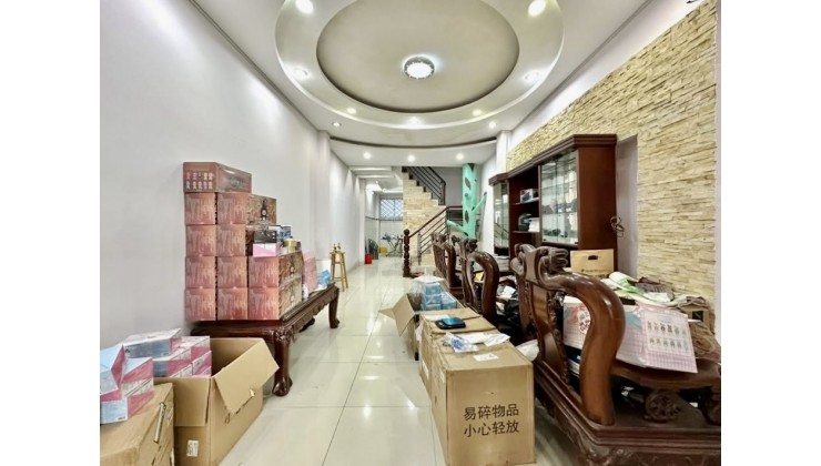 KHU VIP- HIẾM NHÀ BÁN- HẺM XE TẢI BÌNH THẠNH- UNG VĂN KHIÊM- 62M-CÔNG NHẬN ĐỦ- 4 TẦNG- 4X12- - 12.5T