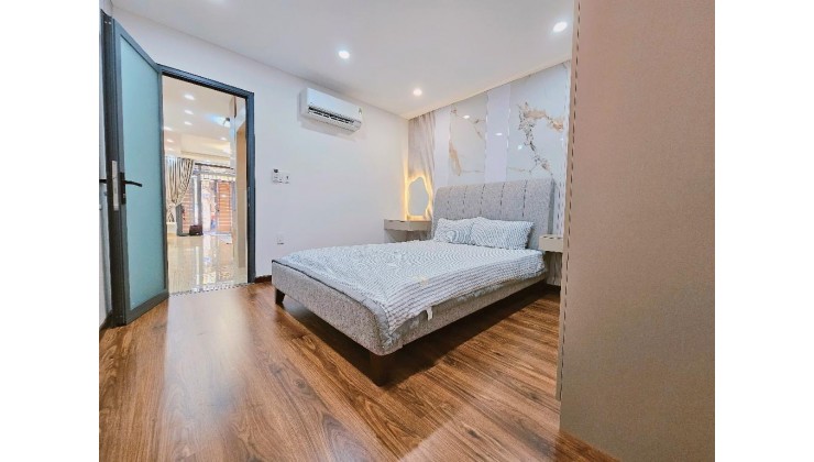 NHÀ MỚI ĐẸP Ở NGAY - HẺM XE HƠI THÔNG NGAY HÀNG XANH - 50M- 3 TẦNG- 3.8X14- 8.65T