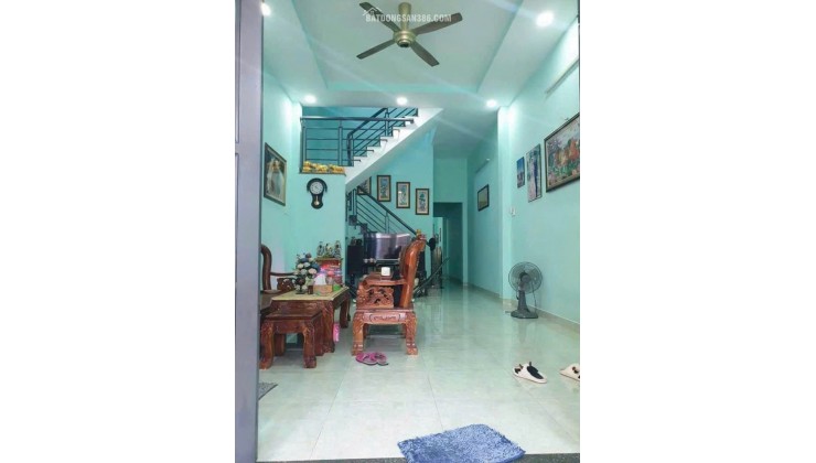 Cần Tiền Bán Gấp Nhà Tân Chánh Hiệp.Q12-60m2-SHR Gía 820Triệu.Bao Phí