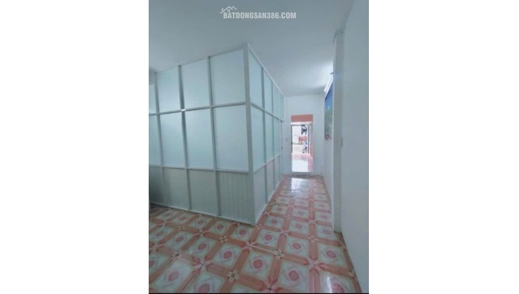 Bán gấp nhà 99m2 có SHR Tân hiệp Hóc môn Giá 720tr. Bán gấp trong tuần