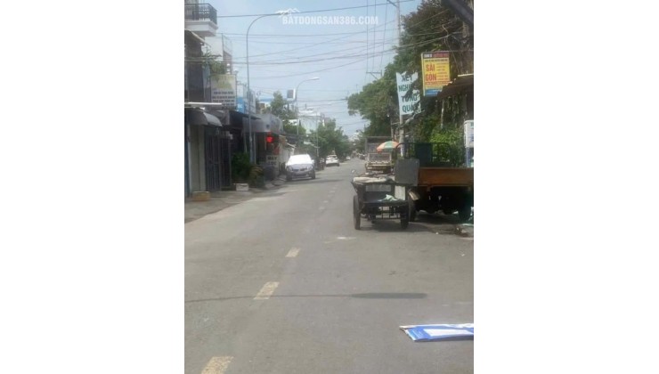 Làm ăn thua lỗ bán nhà 111m2 có SHR Giá 690tr gần BVXA Xã tân phú trung Củ Chi !