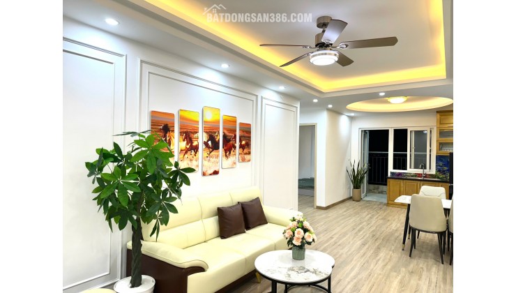 Chính chủ bán căn hộ 72m2 tầng cao, view siêu thoáng tại KDT Thanh Hà Cienco 5