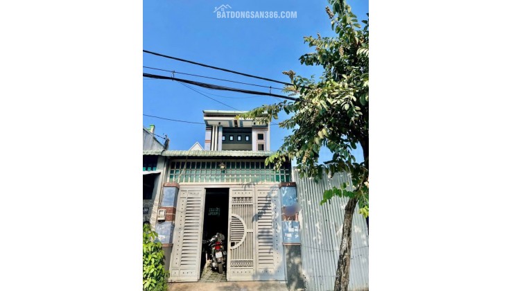 Bán gấp cái nhà 1 lầu ở gần THCS Tân Phú Trung Củ Chi dt 146m2 665 TRIỆU, Sổ hồng riêng sang tên.