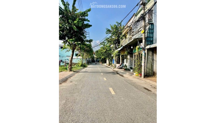 Bán gấp cái nhà 1 lầu ở gần THCS Tân Phú Trung Củ Chi dt 146m2 665 TRIỆU, Sổ hồng riêng sang tên.