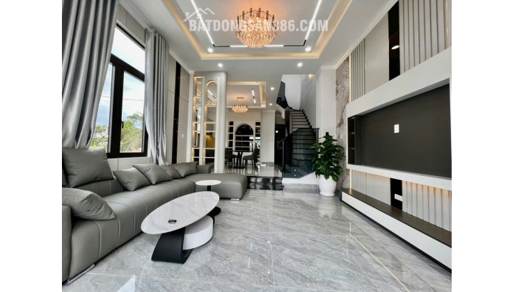 BÁN NHÀ 1 MÊ GÓC 2MT ĐẸP – HẺM XE HƠI LÊ ĐÌNH CHINH, TP PLEIKU – FULL NỘI THẤT, GIÁ TỐT LH:0907146779.