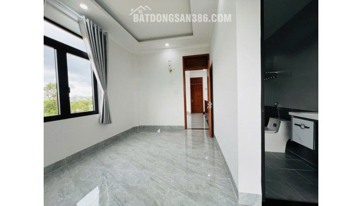 BÁN NHÀ 1 MÊ GÓC 2MT ĐẸP – HẺM XE HƠI LÊ ĐÌNH CHINH, TP PLEIKU – FULL NỘI THẤT, GIÁ TỐT LH:0907146779.