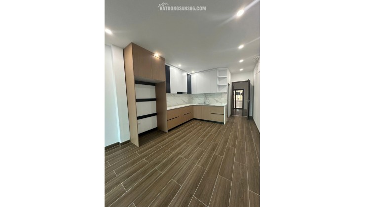 NHÀ VỊ TRÍ CỰC ĐẸP SÁT NGAY XUÂN LA-TÂY HỒ. 50M2 X 6 TẦNG, SỔ ĐỎ, 14.8 TỶ. LH:0979192933.