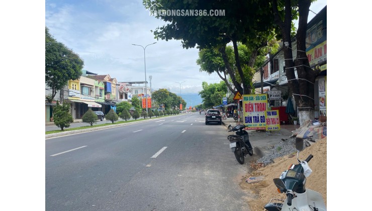 BÁN NHÀ CÁCH BIỂN XUÂN THIỀU 500M, DT 150M2 (2 TẦNG) SHR CHỈ 4.5 TỶ. LH:0909623435.
