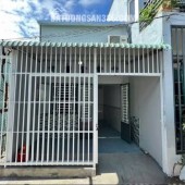 Làm ăn thua lỗ bán nhà 111m2 có SHR Giá 690tr gần BVXA Xã tân phú trung Củ Chi !