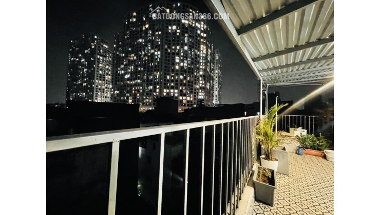  Nhà Cự Lộc – 33m² – cách Royal vài bước chân – 7.63 tỷ