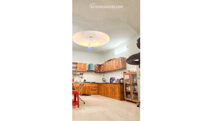  CHỈ 7,9 TỶ - 200m2 - NHÀ 3 TẦNG - MẶT TIỀN PHAN ANH - NGAY TÊN LỬA 2 