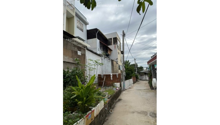 BÁN NHÀ CẤP 4 NGAY TRUNG TÂM TRƯỜNG THỌ, THỦ ĐỨC. DT 70,1M2 SHR 4.9 TỶ. LH:0329456579.