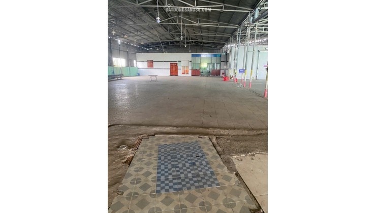 BÁN NHÀ XƯỞNG MẶT TIỀN TỈNH LỘ DT879, 2300M2 SẴN SHR CHỈ 20 TỶ. LH:0938898920 – 0938702006.