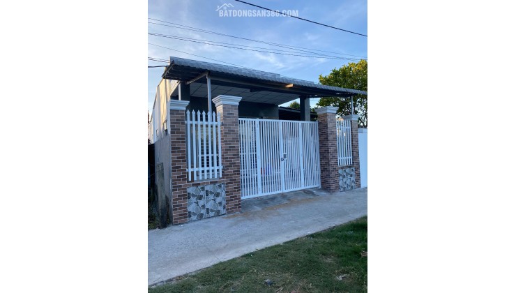 BÁN NHÀ HẺM TẠI PHƯỜNG 1 - TP TRÀ VINH, DT (6X25) GIÁ CHỈ 1.6 TỶ. LH:0985062787.