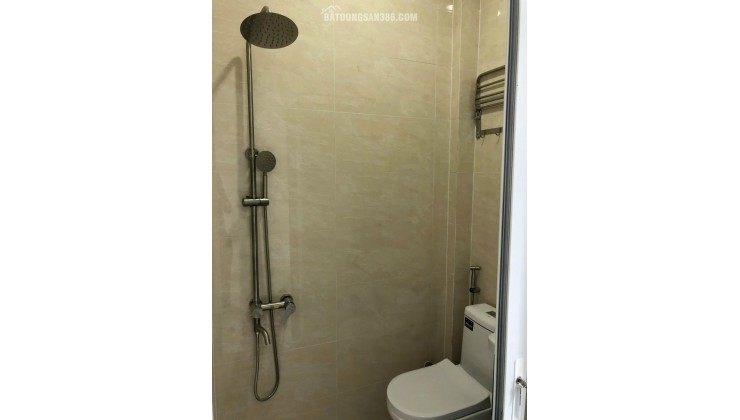 GÓC 2 MẶT TIỀN – 4 TẦNG – THU NHẬP 25TR/THÁNG – NGAY NGÃ 4 NGUYỄN TRÃI Q5. LH:0988954579