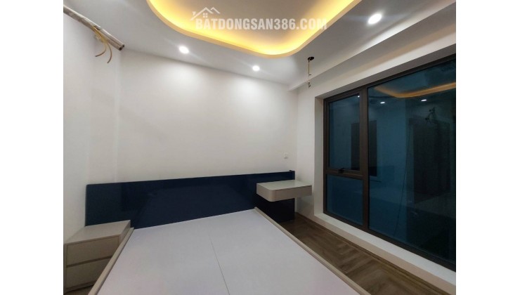 Nhà phố Trần Duy Hưng, 6 tầng 4 ngủ, DT 33m2 - Giá nhỉnh 8 tỷ