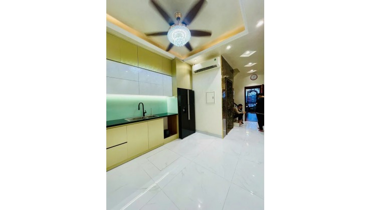 BÁN NHÀ MẶT PHỐ MAI ANH TUẤN – VIEW HỒ HOÀNG CẦU – 6 TẦNG – THANG MÁY – GIÁ 32 TỶ