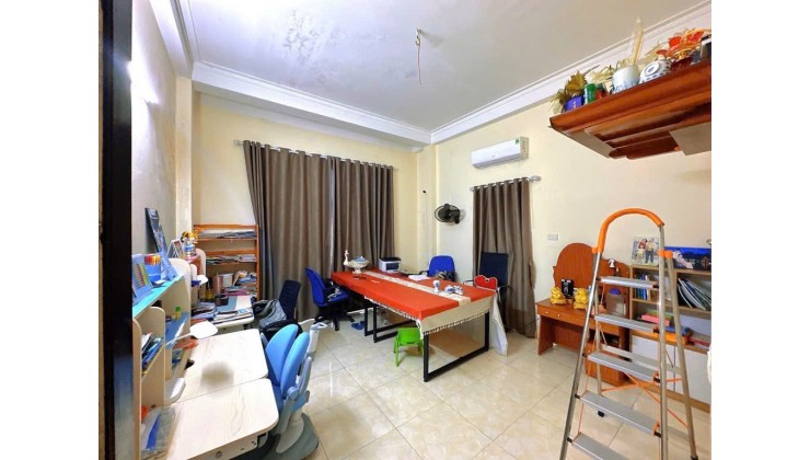 Bán nhà riêng tại Trích Sài, 11,8 tỷ, 51m2, Q.Tây Hồ, HN