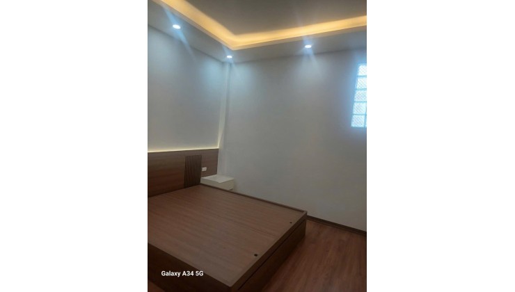Bán nhà riêng tại Đường Lạc Long Quân,Tây Hồ, Hà Nội, giá siêu hời chỉ với 13 tỷ, 55 m2