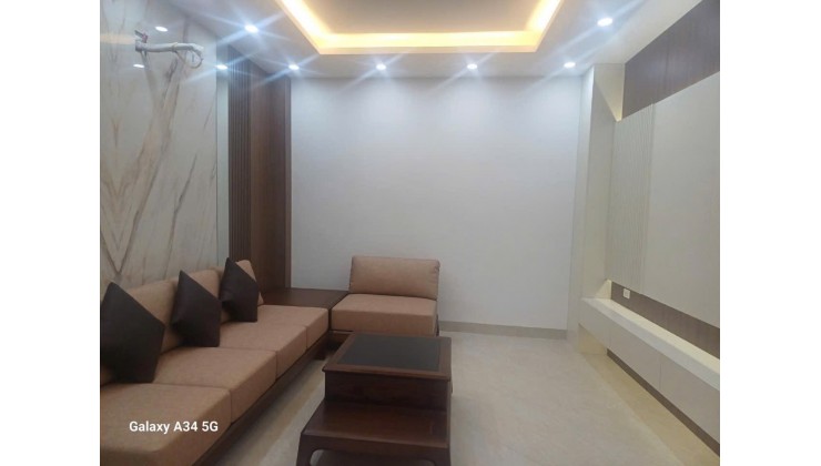 Bán nhà riêng tại Đường Lạc Long Quân,Tây Hồ, Hà Nội, giá siêu hời chỉ với 13 tỷ, 55 m2