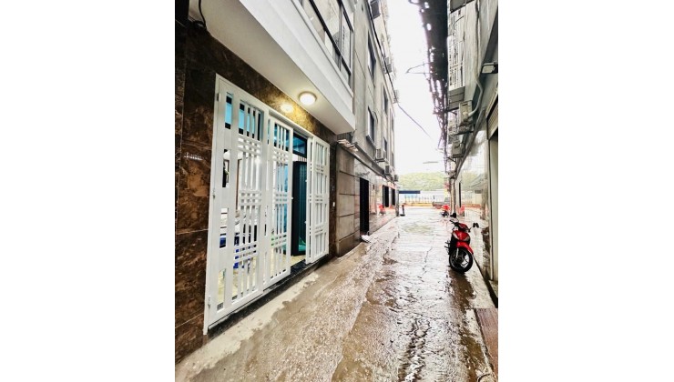Nhà Xuân Đỉnh 35m, 5 tầng, mặt tiền 3.4m chỉ hơn 8 tỷ!