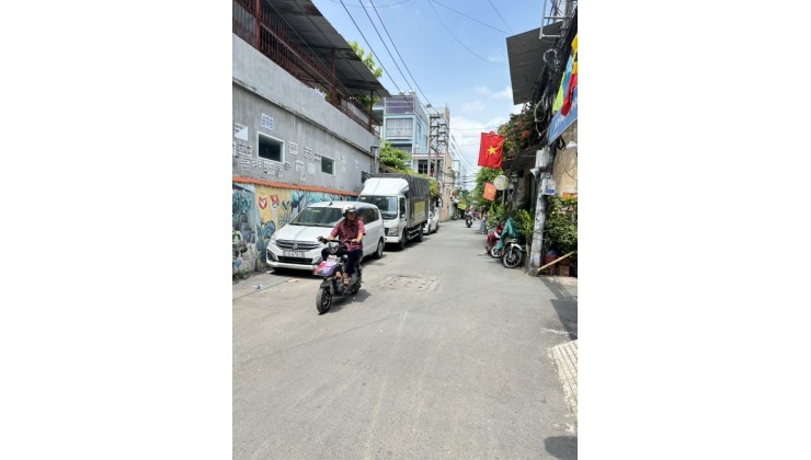 HẺM XE HƠI NÉ NHAU-70M- CHU VĂN AN-4.4X16- - BÌNH THẠNH- CHỈ 9.8T