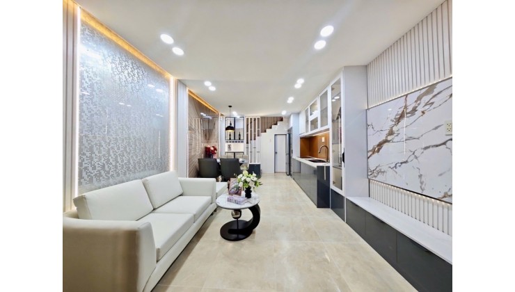 HIẾM: NHÀ PHAN XÍCH LONG PN – 32m² – 3 TẦNG – Nhỉnh 6 TỶ